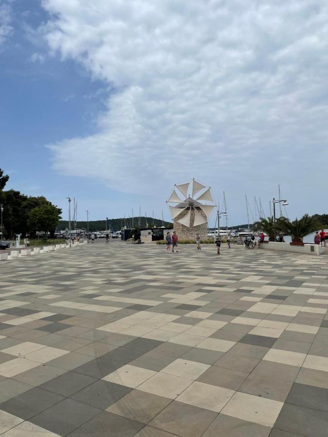 메덜린 Orhidea 아파트 외부 사진